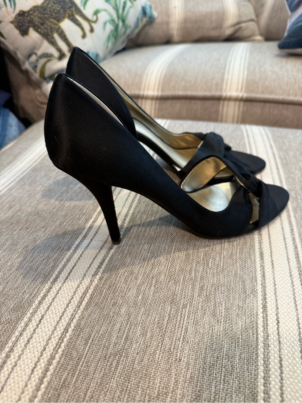Black Knot Peep-Toe Pumps - Women Shoes